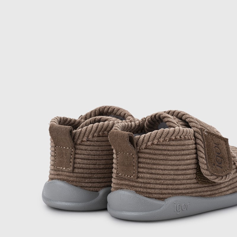 Homie Pana Slippers
