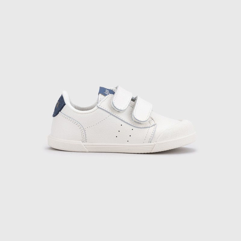 Tennis Sneakers