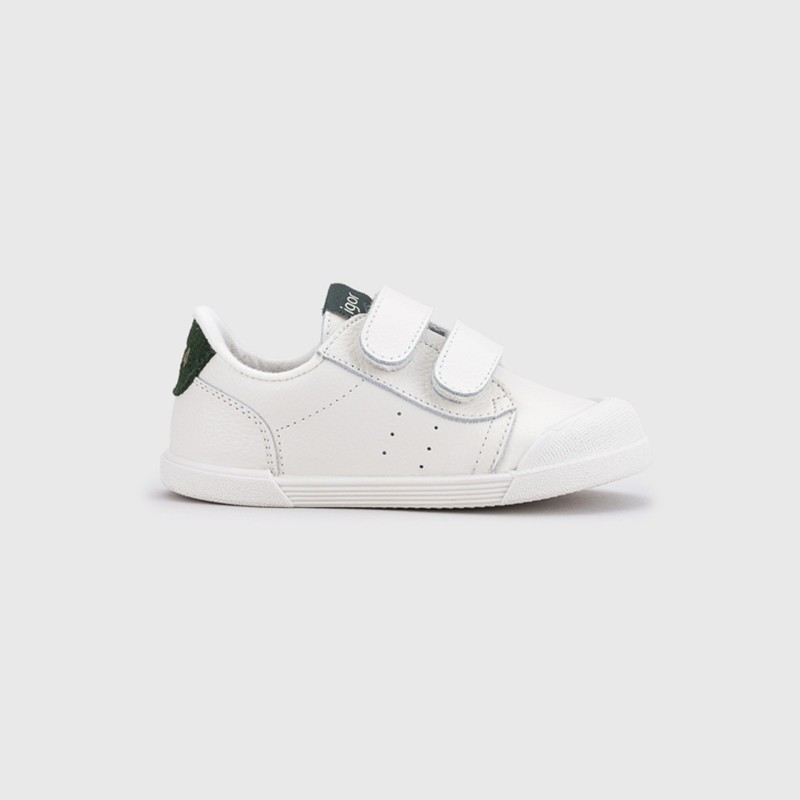 Tennis Sneakers