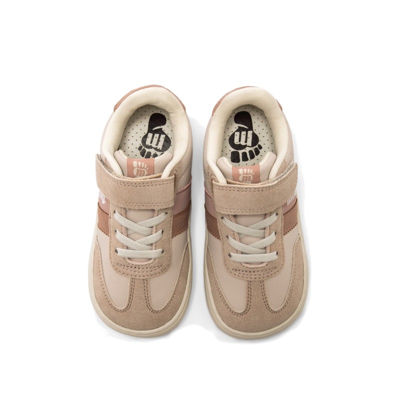 Free Sneakers