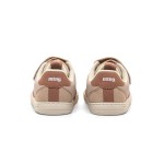 Free Sneakers
