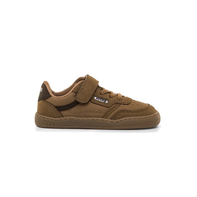 Free Sneakers