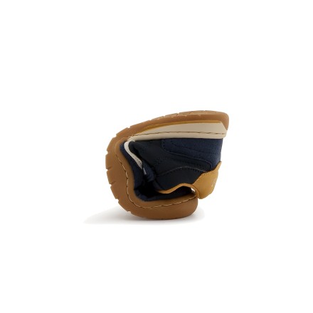 Free Orbit Sneakers
