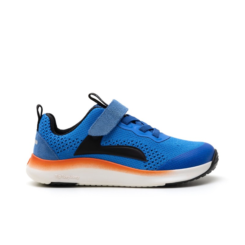 Sports Sneakers Move