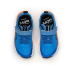 Sports Sneakers Move