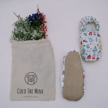 Minimalist Slippers with Designs