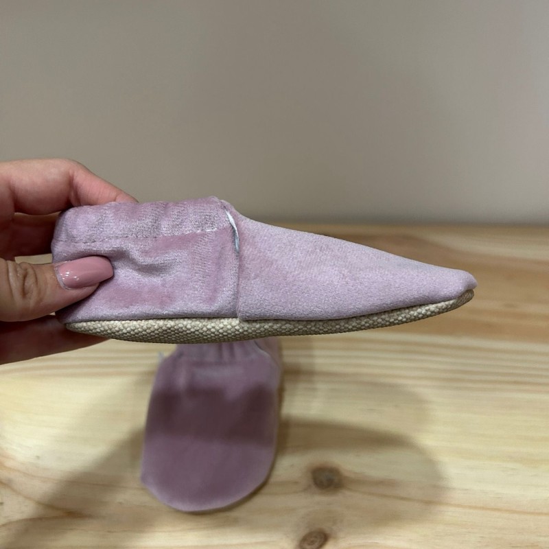 Fluffy Minimalist Slippers