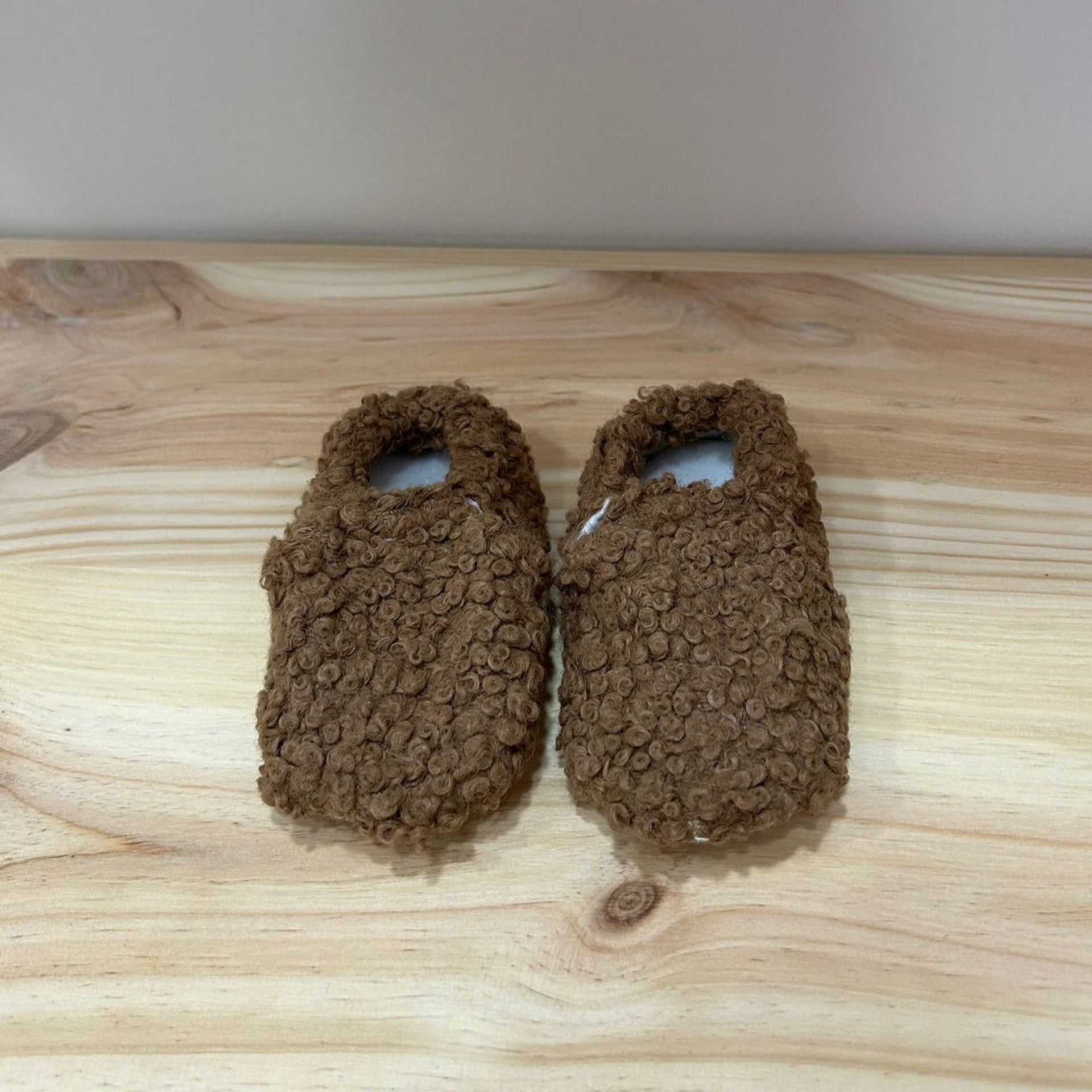 Fluffy Minimalist Slippers