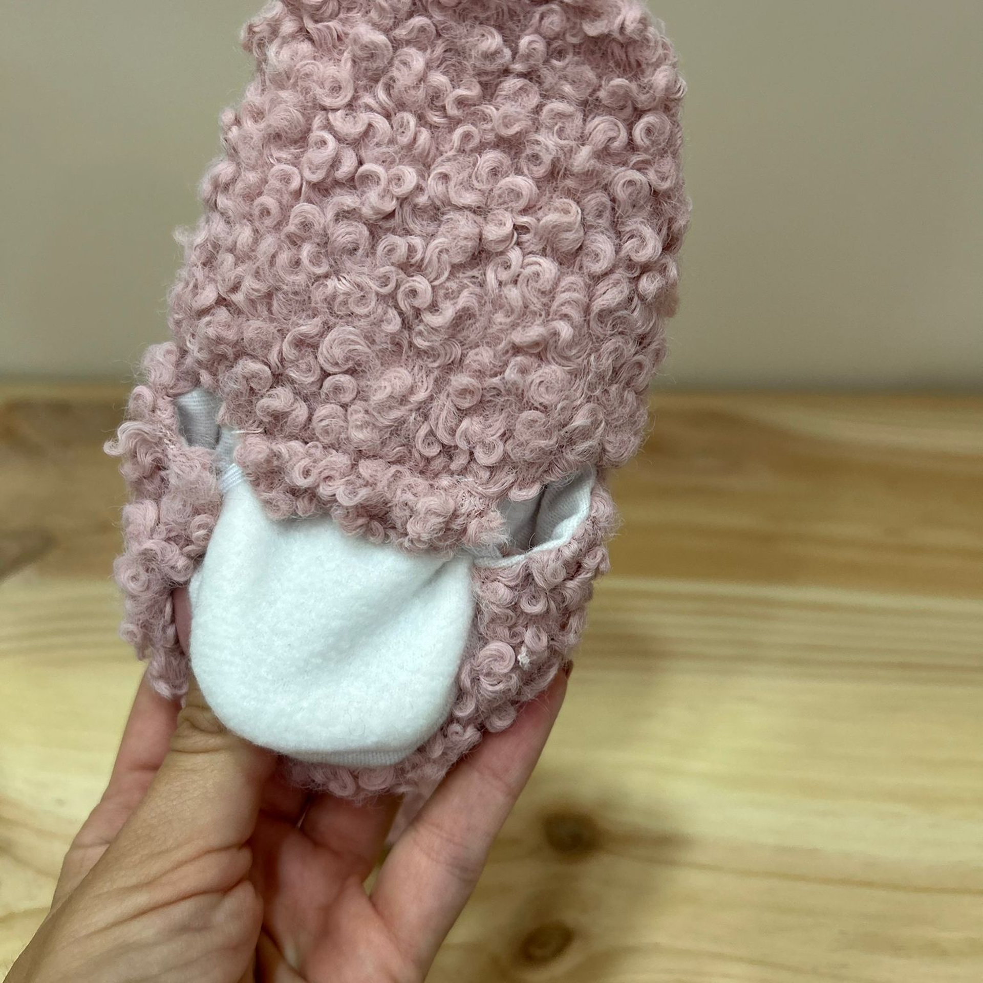 Fluffy Minimalist Slippers